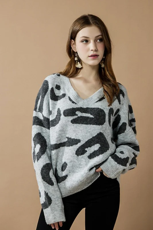 Fuzzy Mohair Jacquard V-Neck Leopard Sweater - Image 4