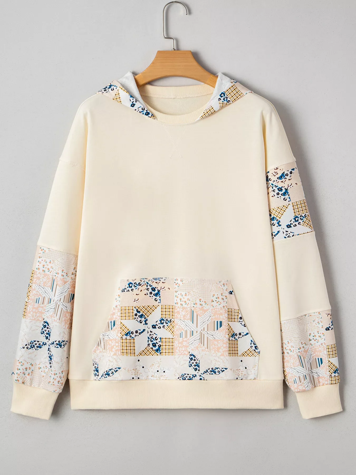 Geo Pattern Patchwork Hoodie with Kangaroo Pocket - Image 2