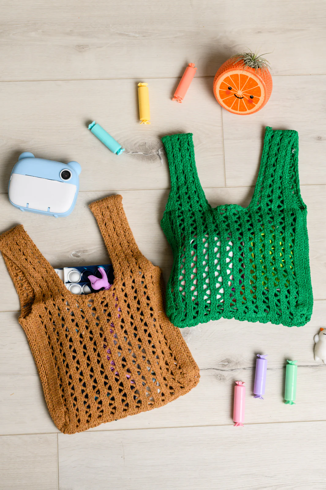 Girls Day Open Weave Bag in Green - Image 3