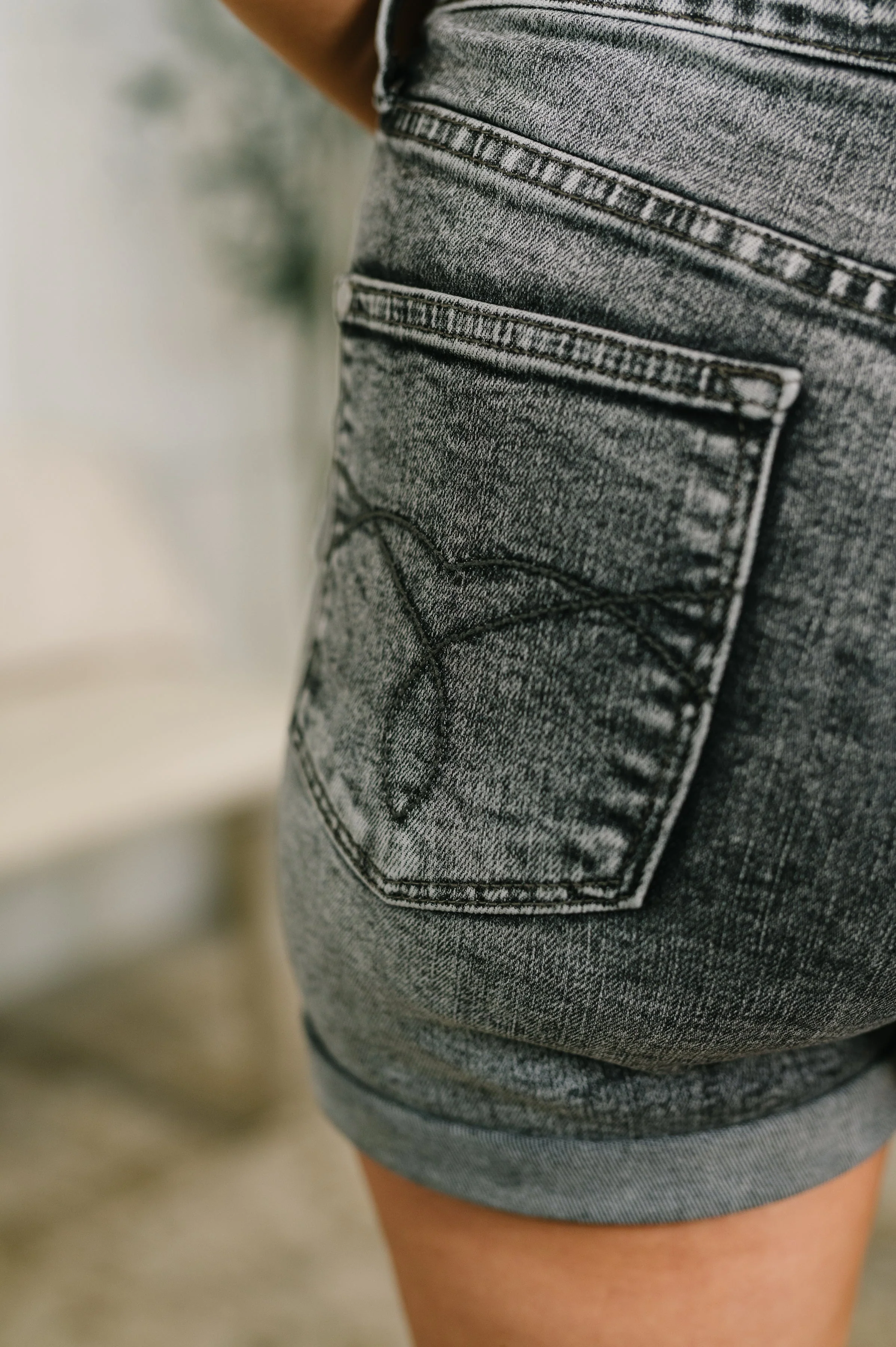 Greyson High Rise Button Fly Cuffed Shorts in Grey - Image 5