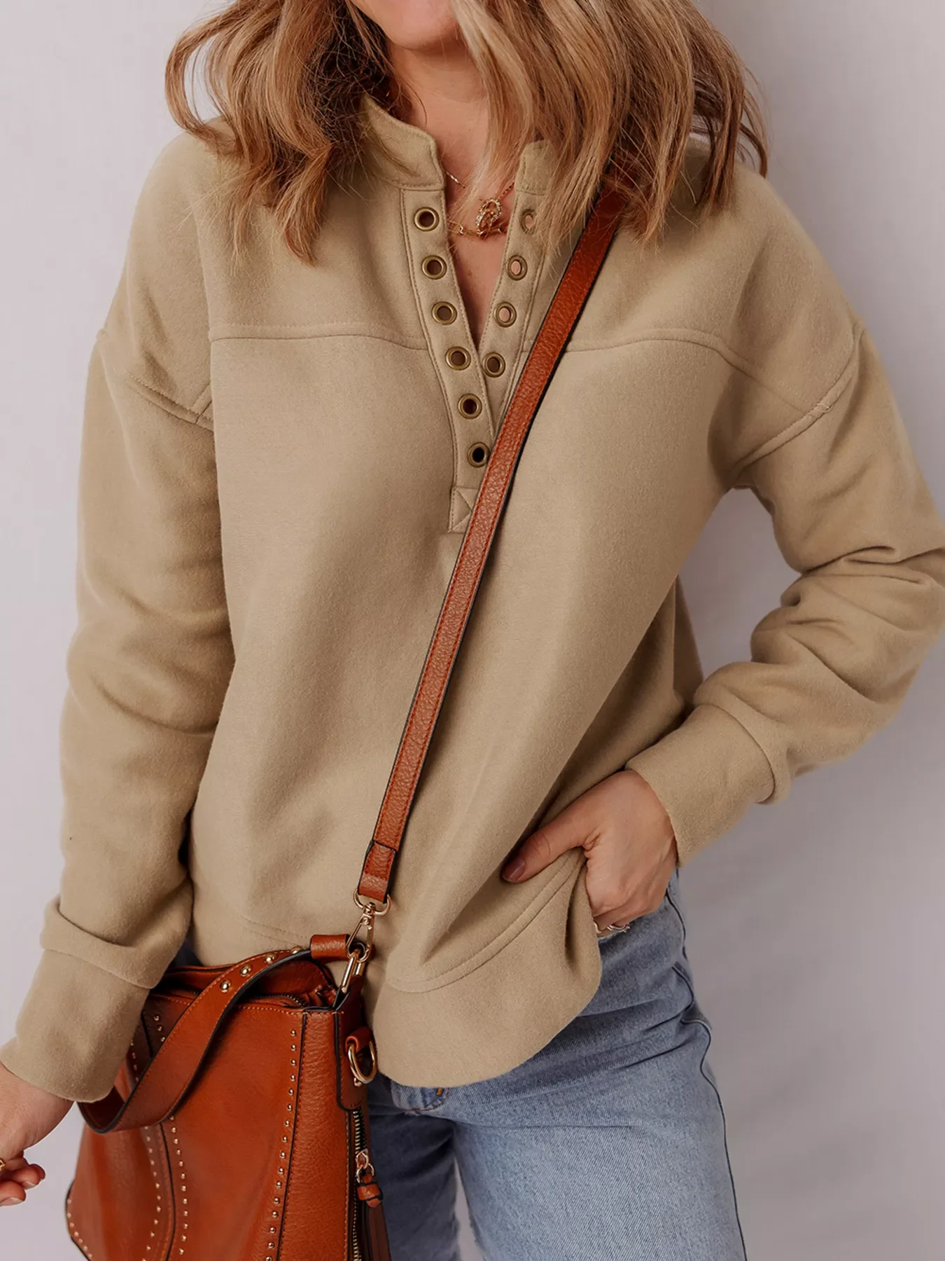 Grommet Detail V Neck Sweatshirt - Image 3