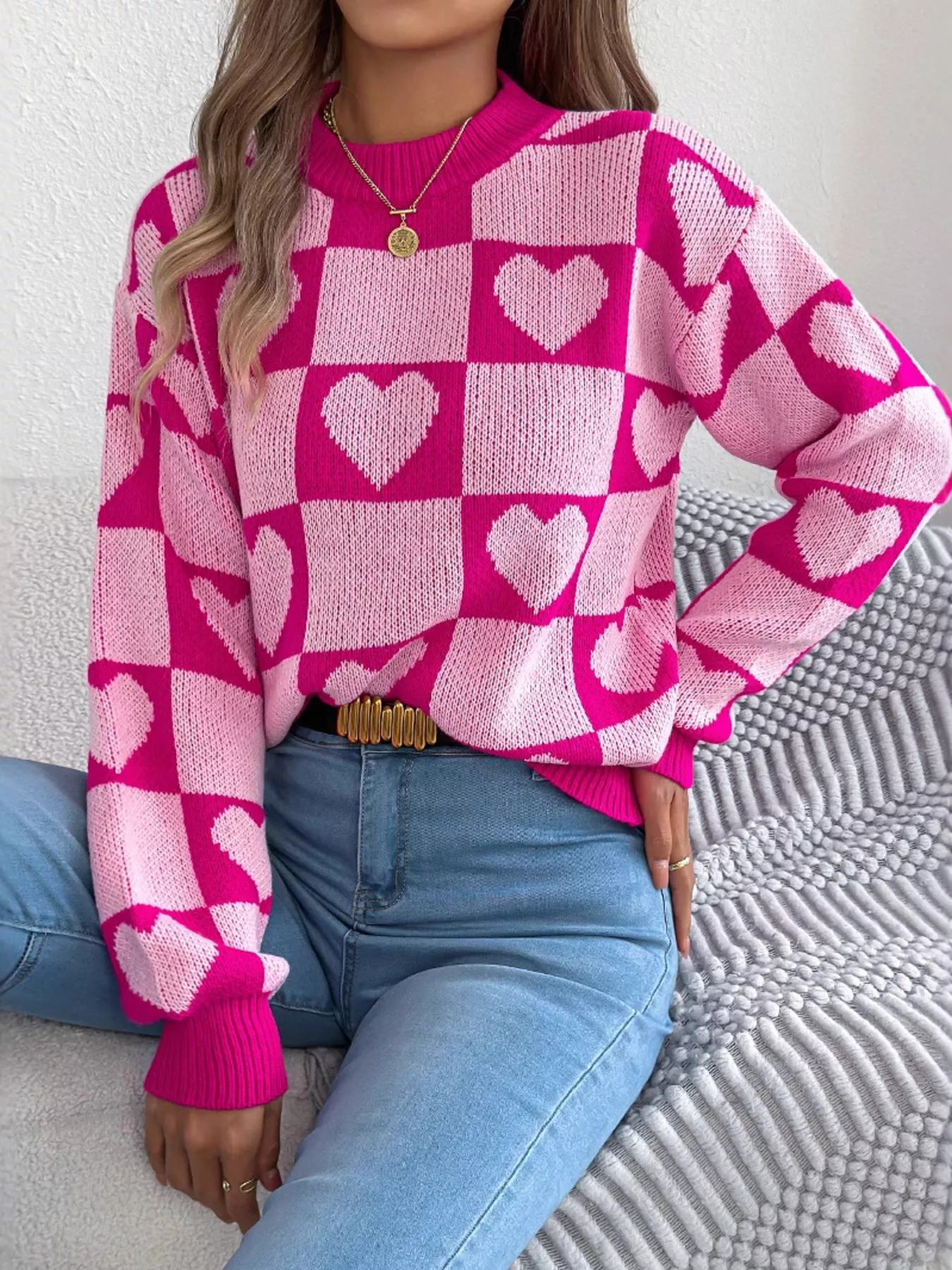 Heart Checkerboard Pattern Round Neck Sweater - Image 7