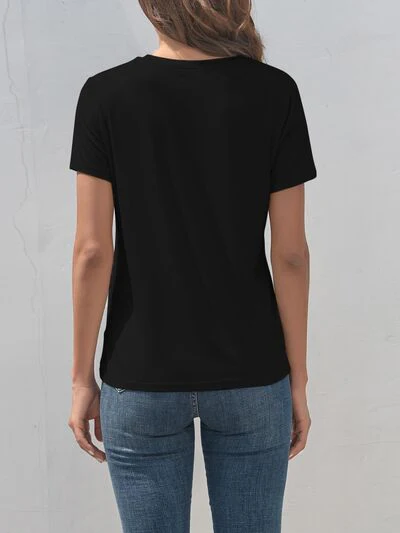 Heart Round Neck Short Sleeve T-Shirt - Image 14