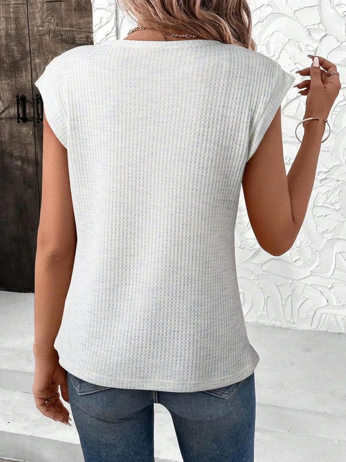 Heathered Round Neck Cap Sleeve T-Shirt - Image 2