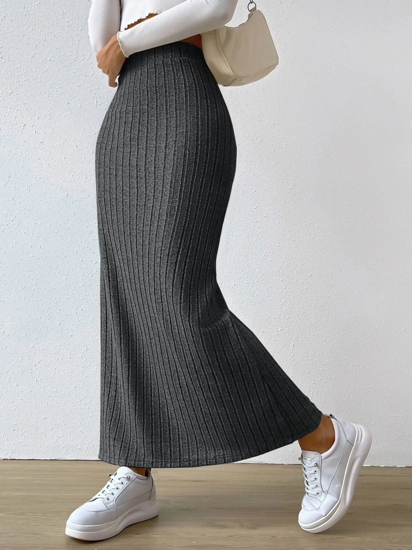 High Waist Ribbed Knit Maxi Skirt - Image 12