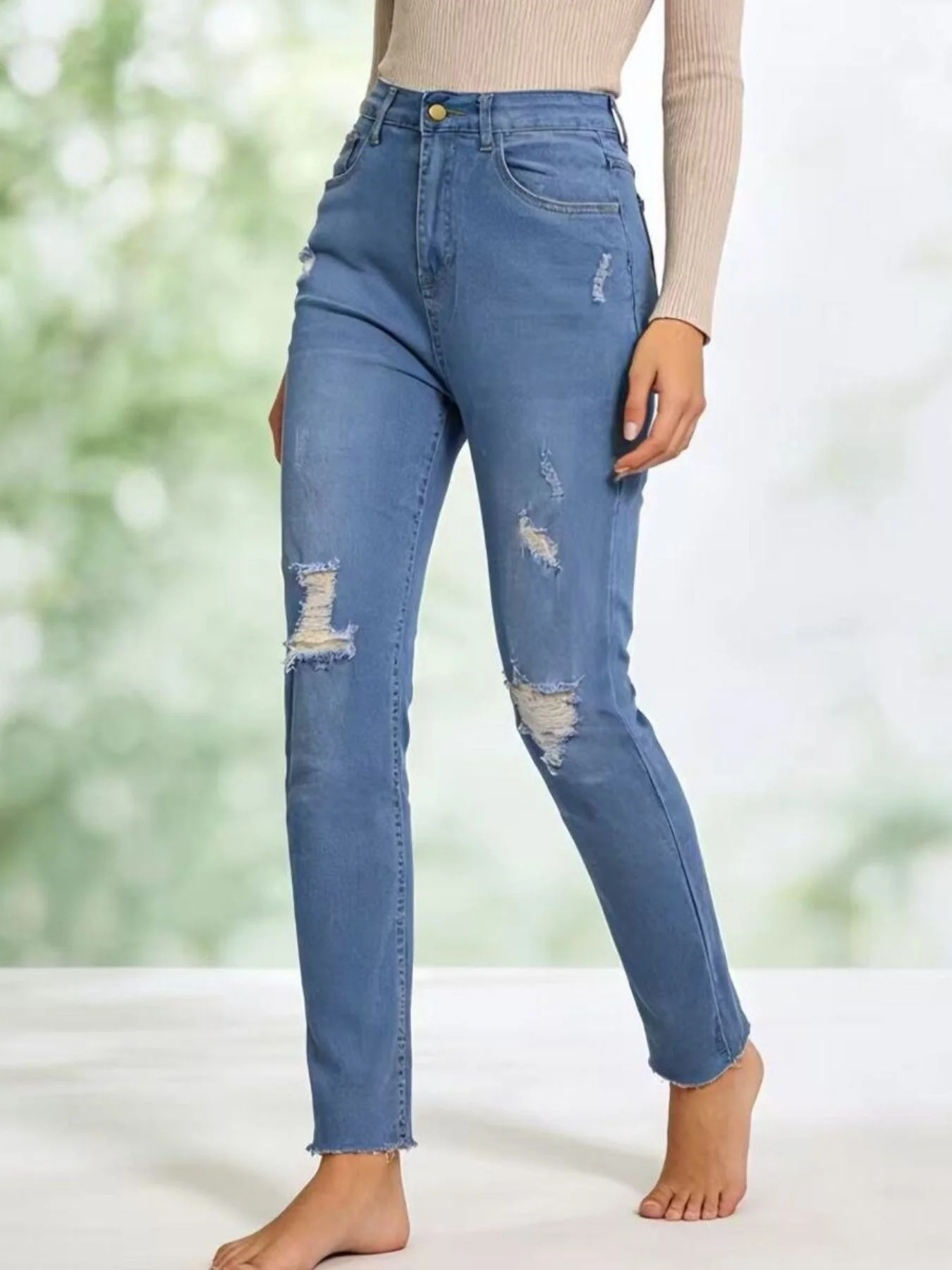 High-Waisted Distressed Jeans - Image 4
