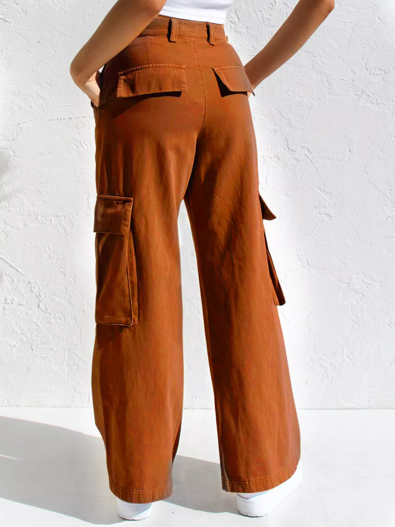High-Waisted Wide Leg Cargo Jeans - Image 14
