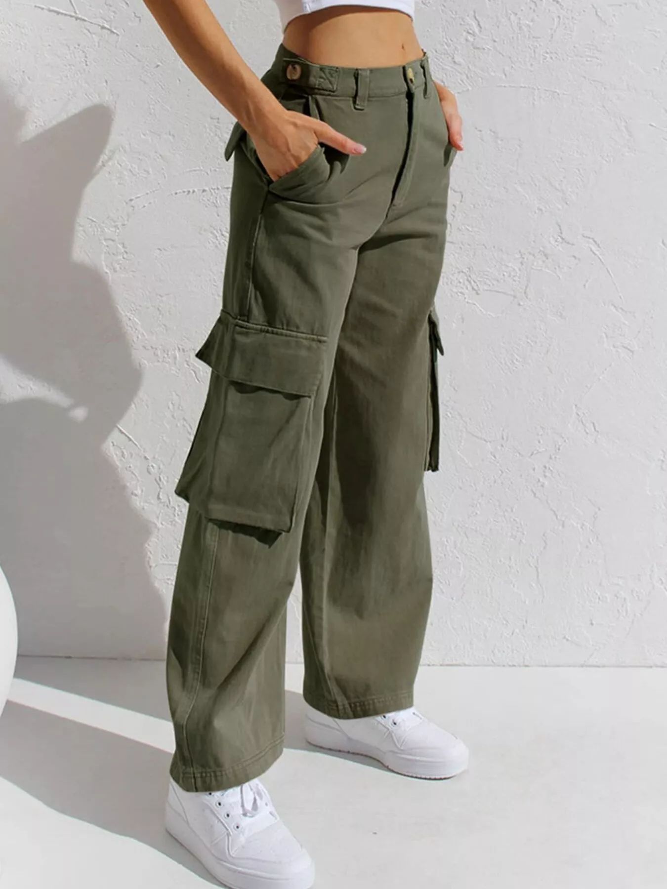 High-Waisted Wide Leg Cargo Jeans - Image 23