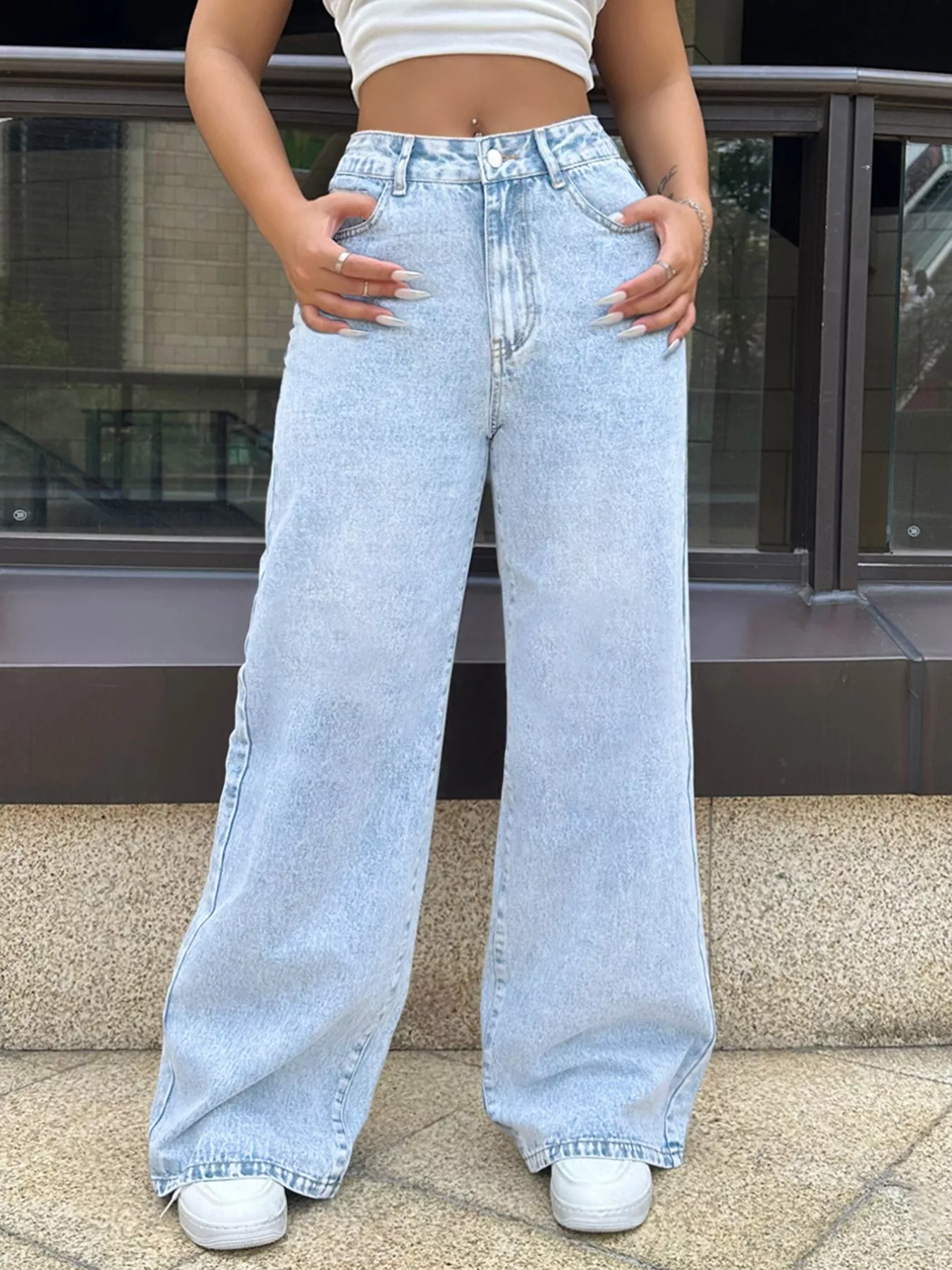 High-Waisted Wide Leg Jeans - Image 3