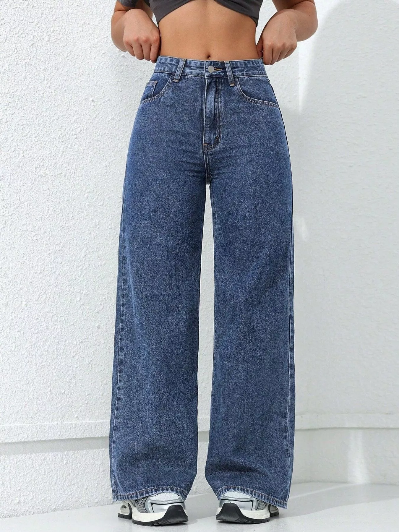 High-Waisted Wide Leg Jeans - Image 3