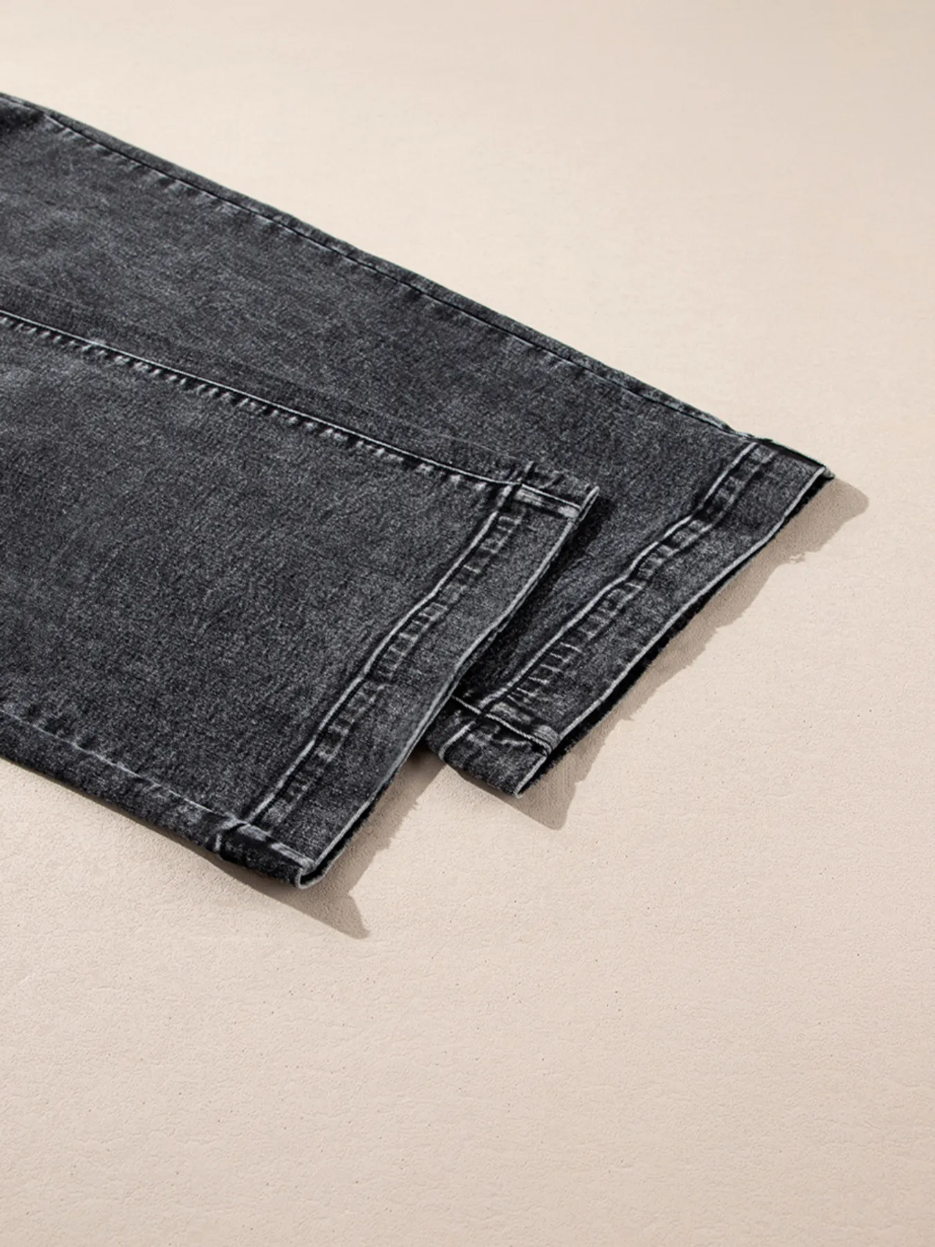 High-Waisted Wide Leg Washed Jeans - Image 11