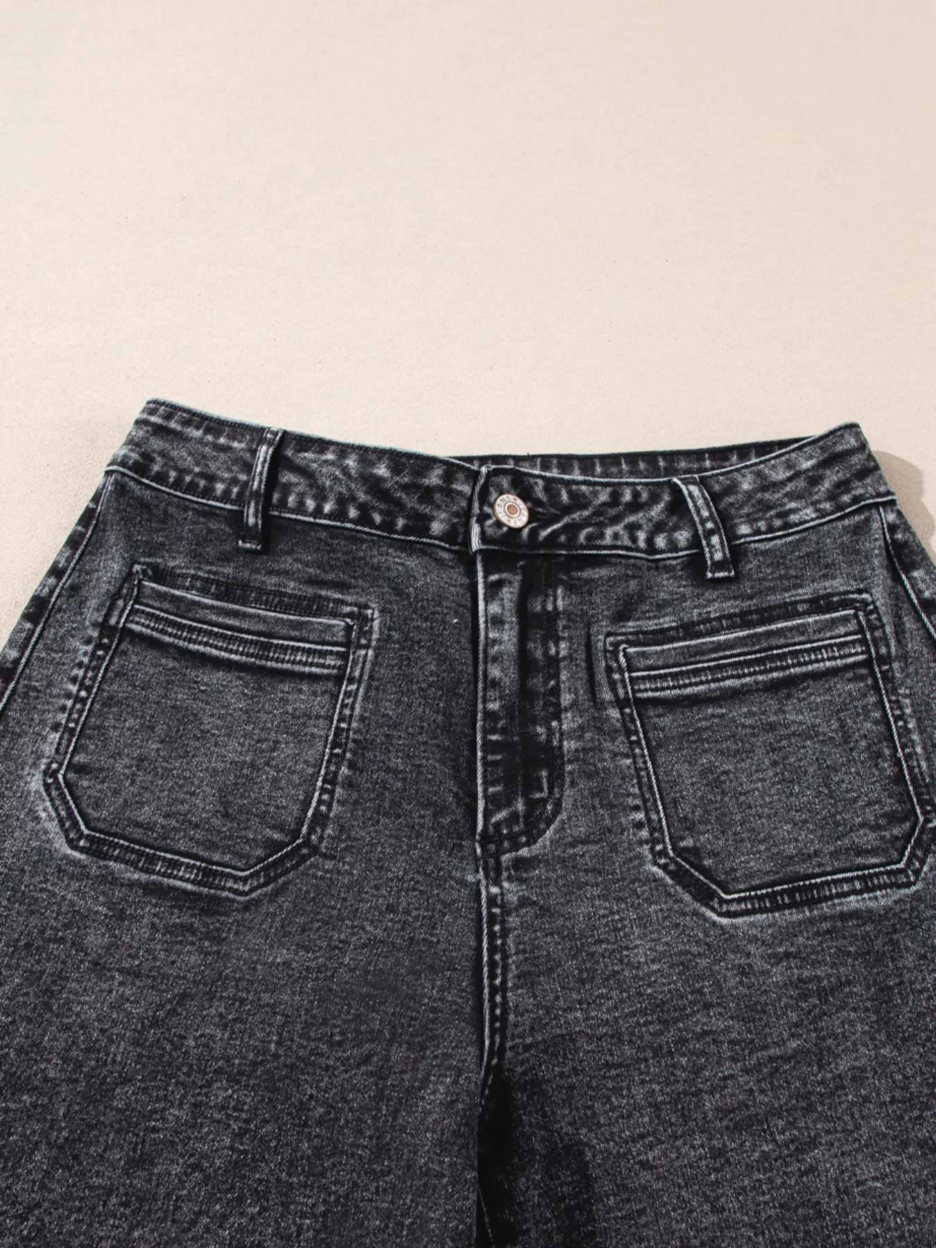 High-Waisted Wide Leg Washed Jeans - Image 9