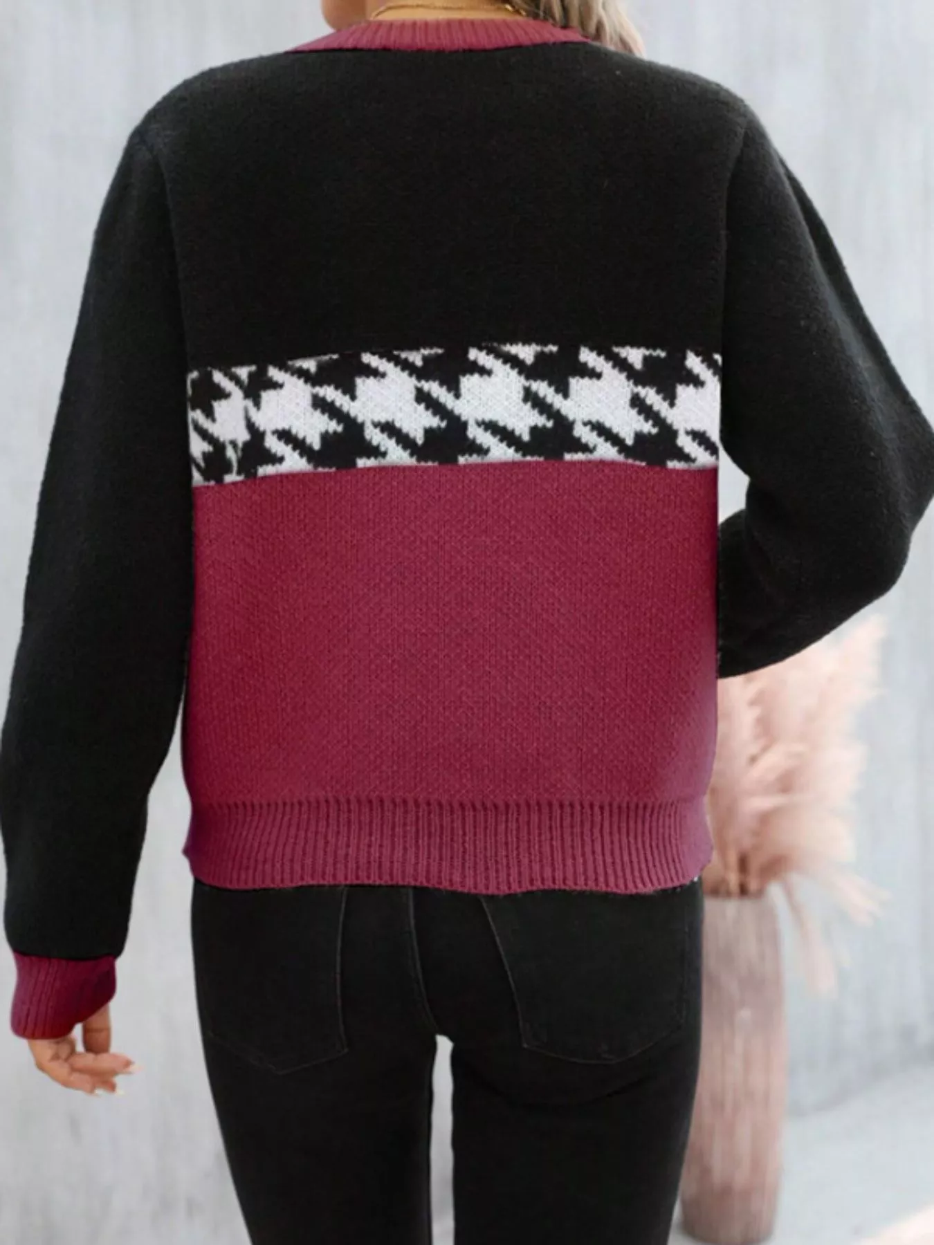 Houndstooth Pattern Color Block Sweater - Image 12
