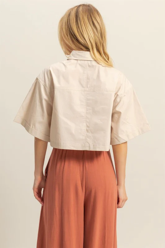 HYFVE Front Pockets Poplin Collared Neck Crop Shirt - Image 3