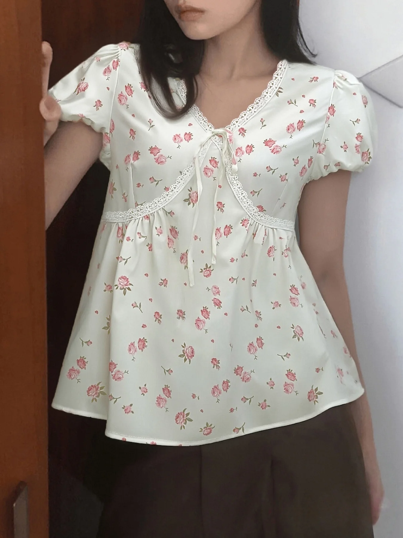 Lace Detail Short Sleeve Blouse - Image 2