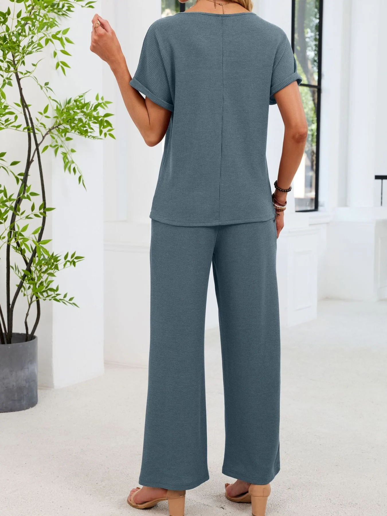 Lace Detail Short Sleeve Top and Pants Set - Image 18