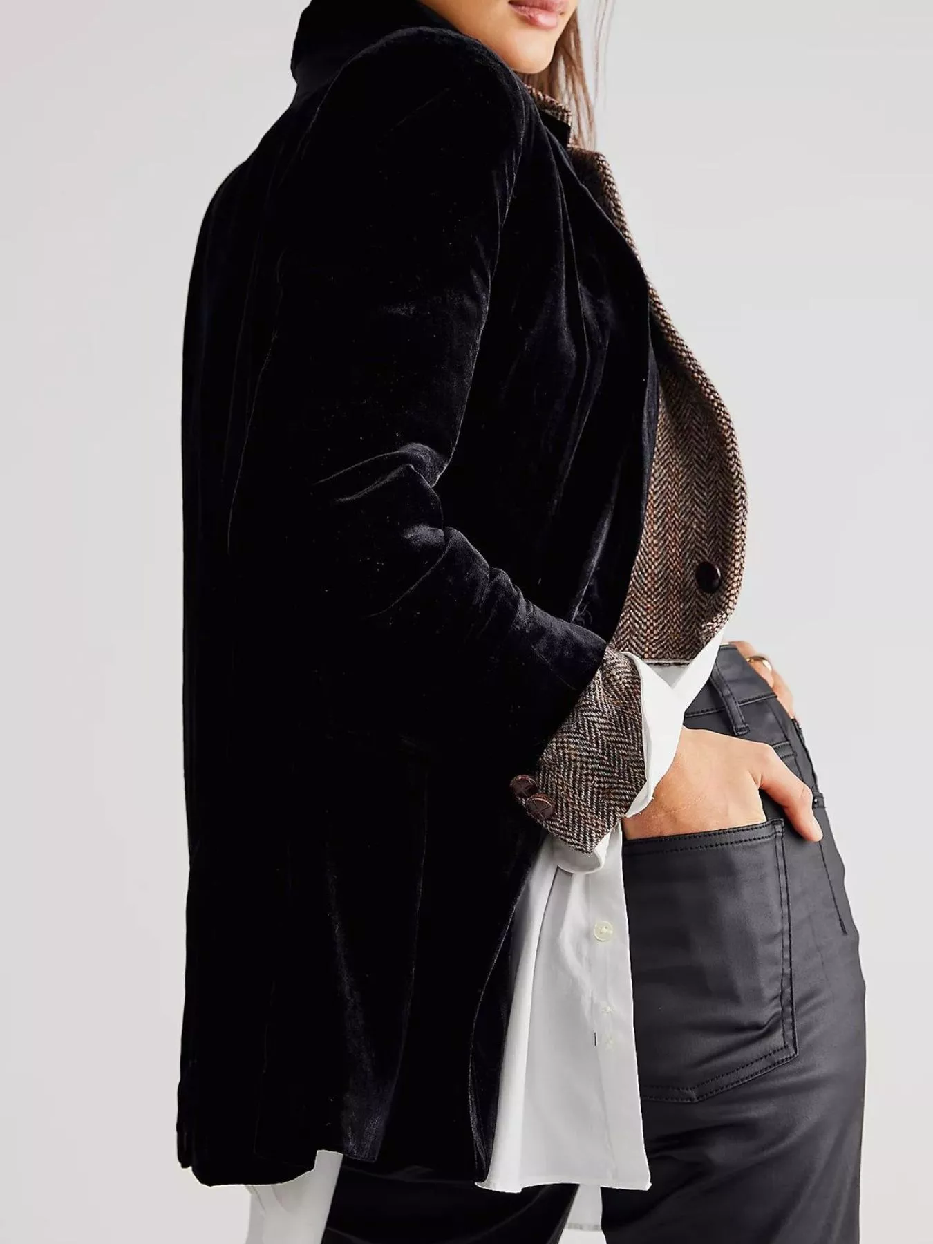 Lapel Collar Button Up Blazer - Image 6
