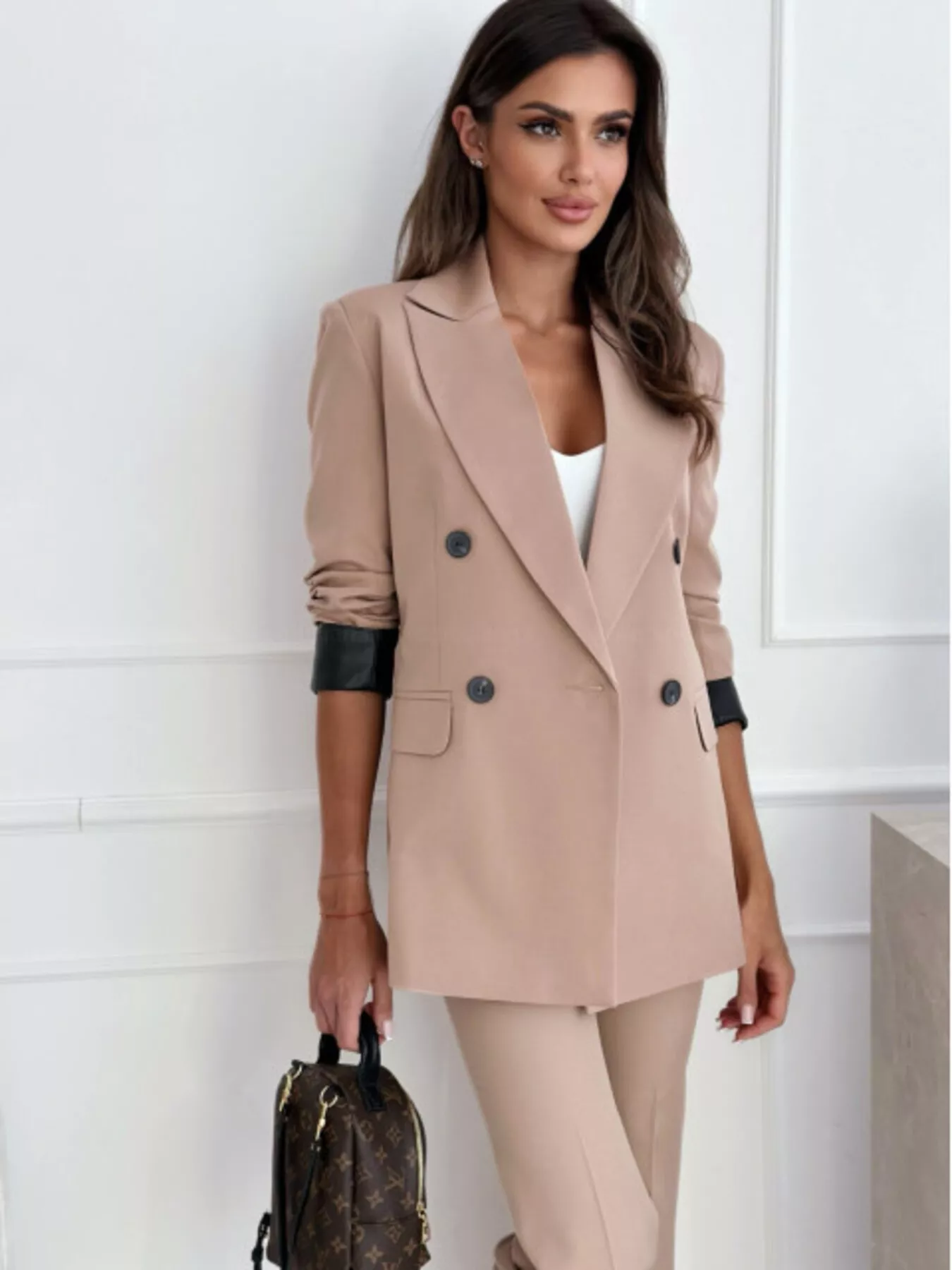 Lapel Collar Long Sleeve Blazer - Image 4