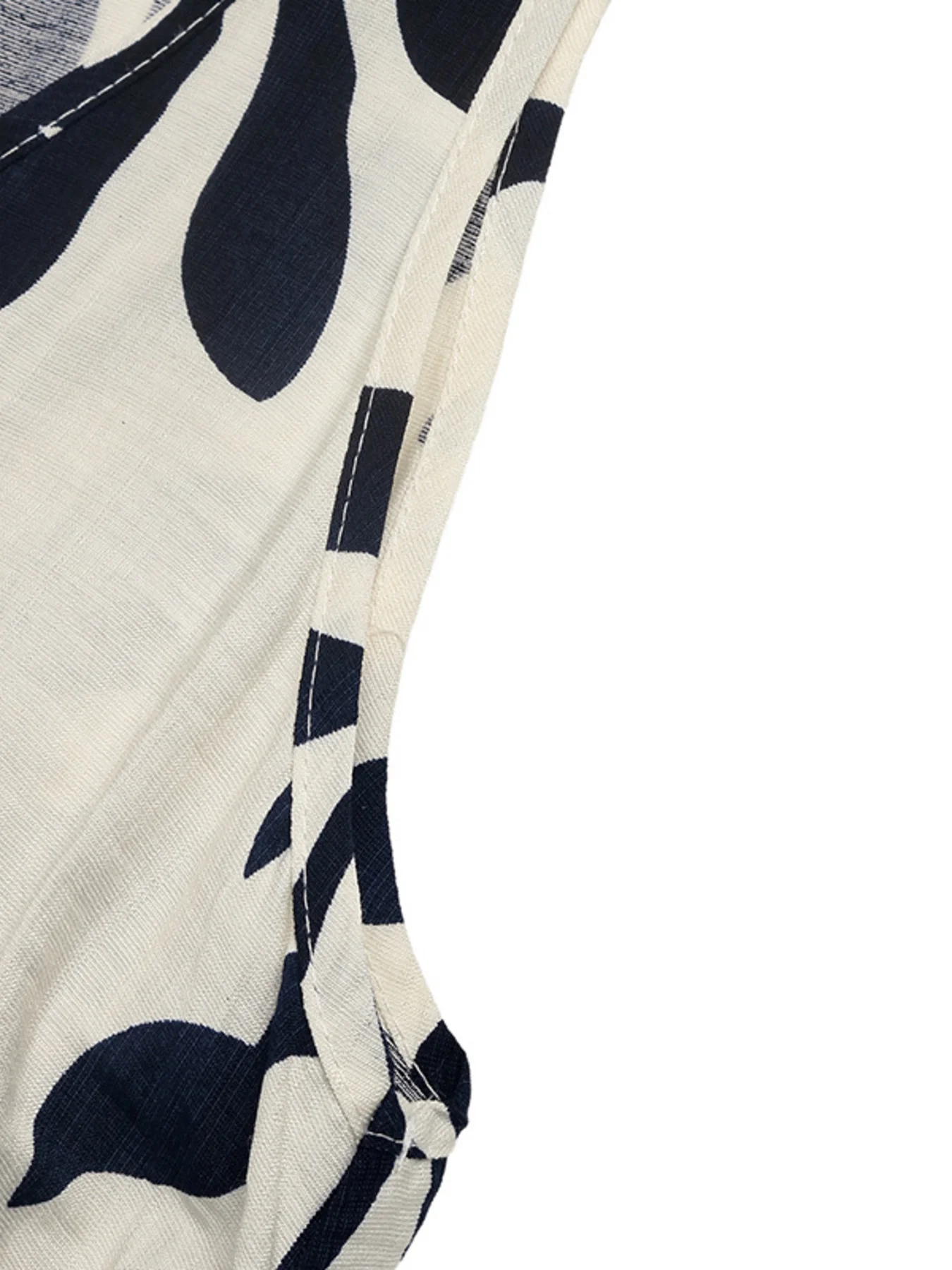Leaf Print Sleeveless Slit Dress - Image 9