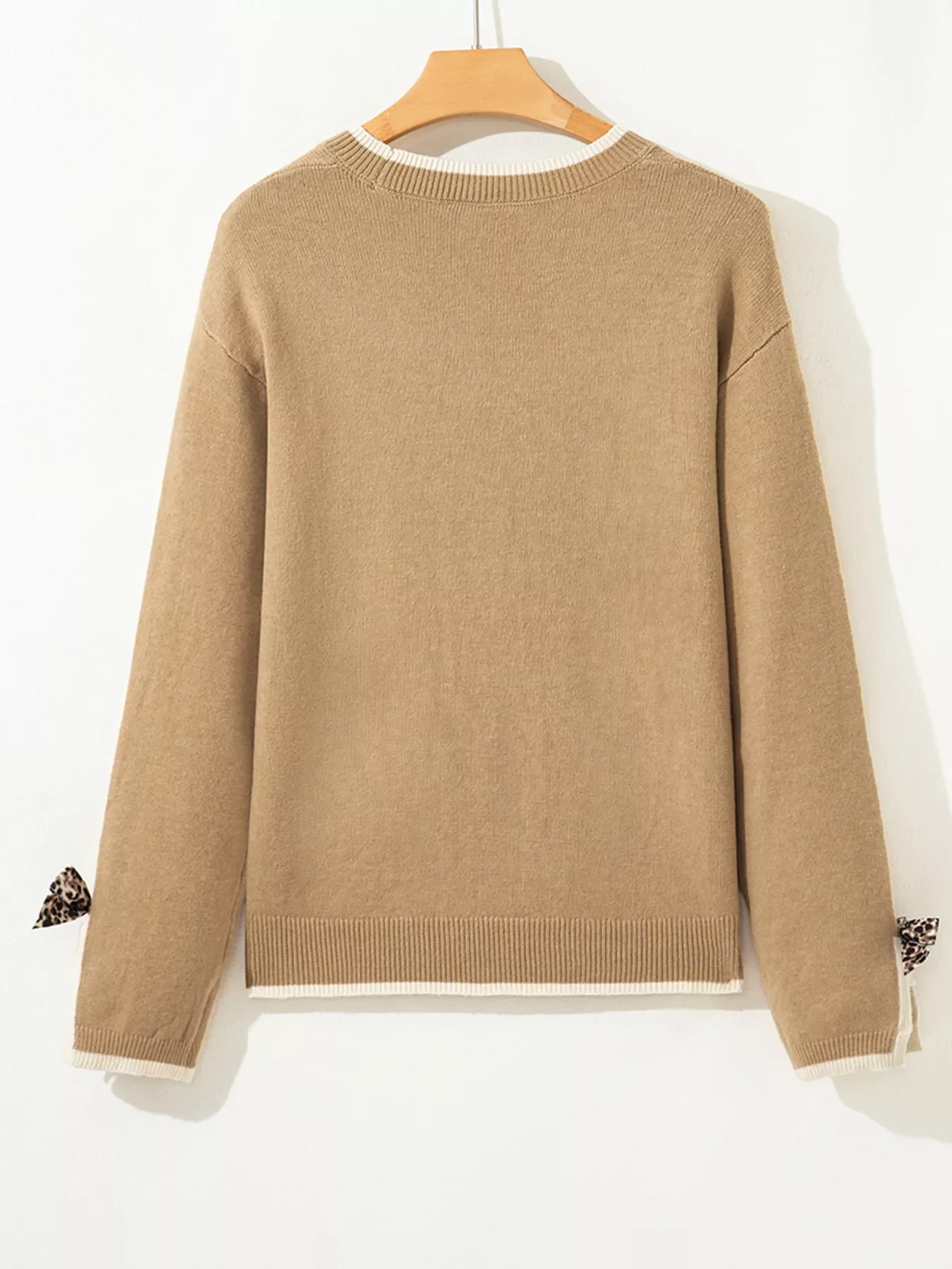 Leopard Bow Decor Split Cuff Contrast Trim Sweater - Image 8