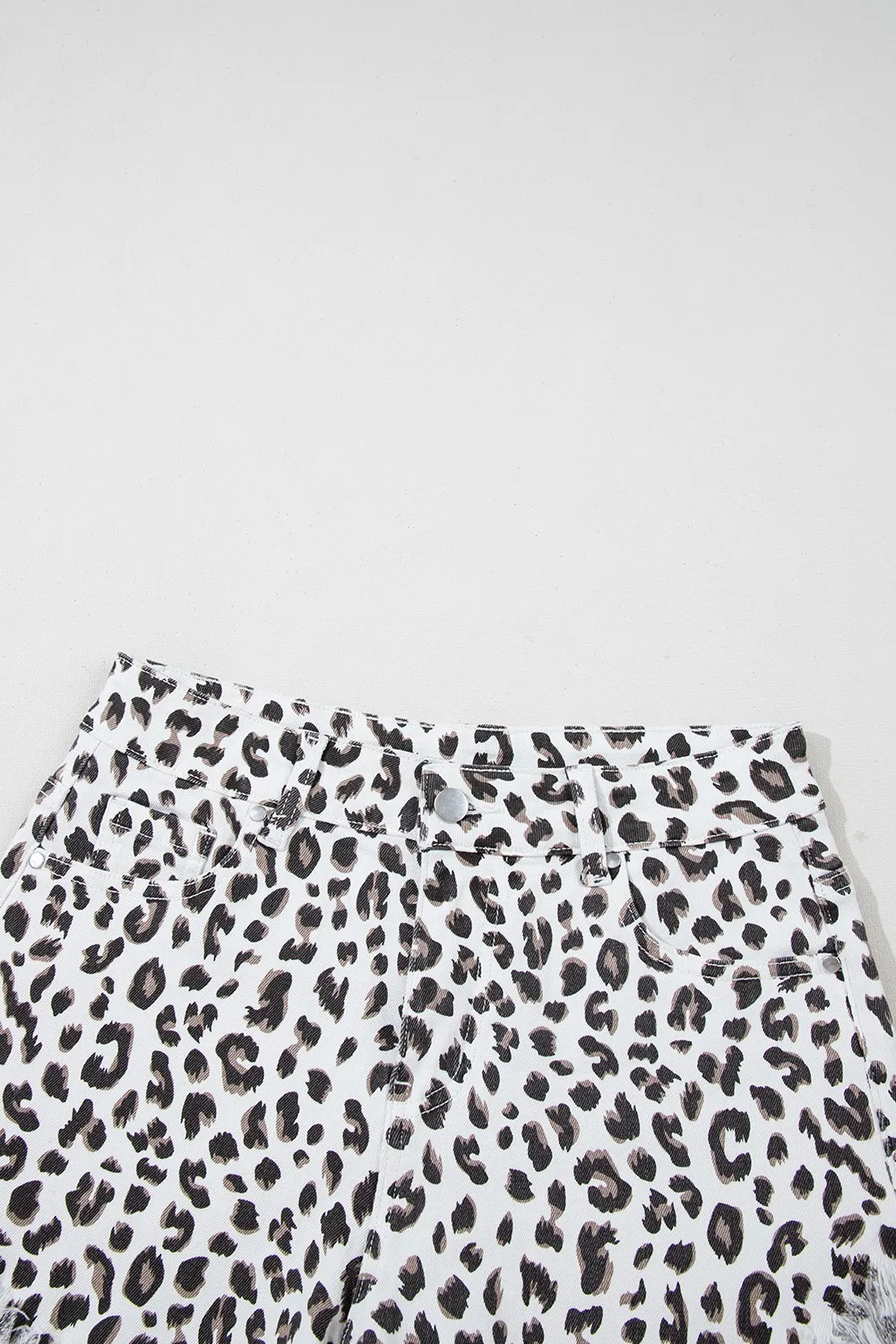 Leopard Frayed Hem Denim Shorts - Image 10