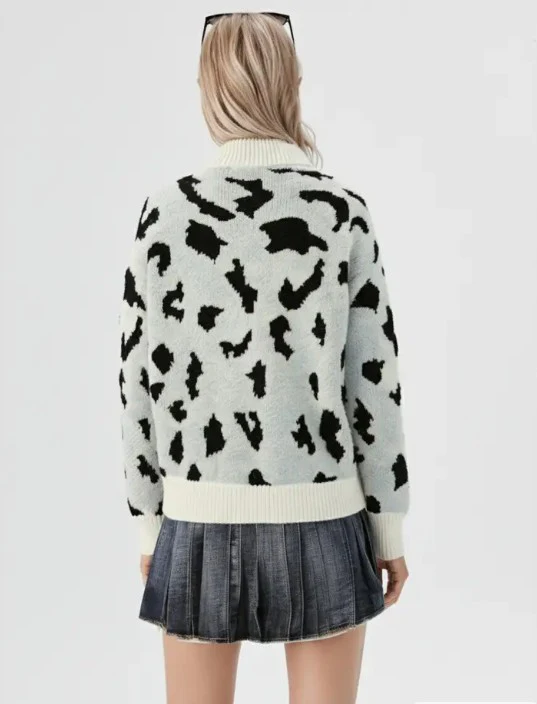Leopard Knit Sweater - Image 3