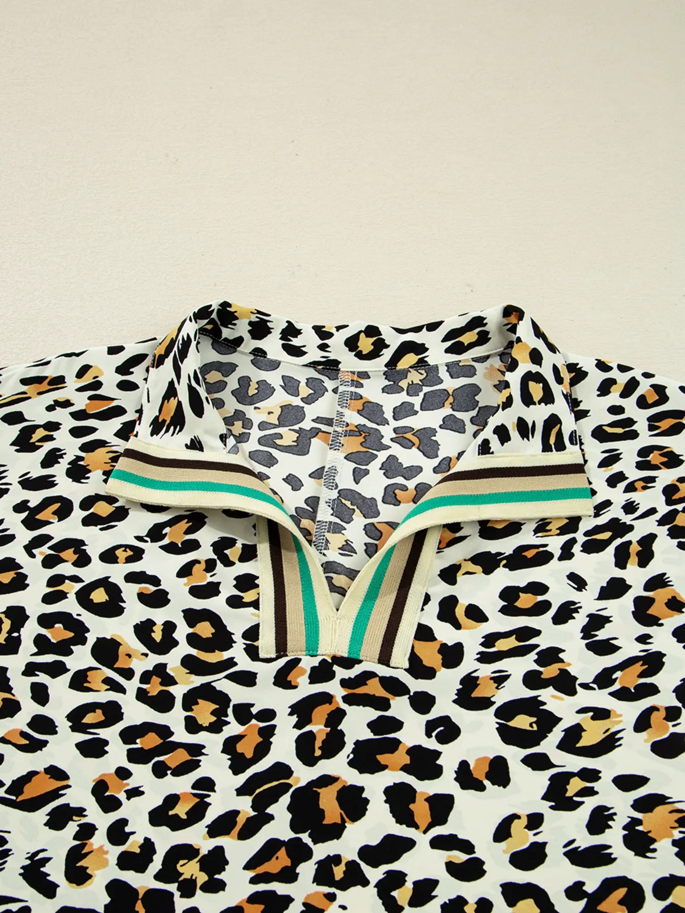 Leopard Print Contrast Striped V Neck Blouse - Image 4