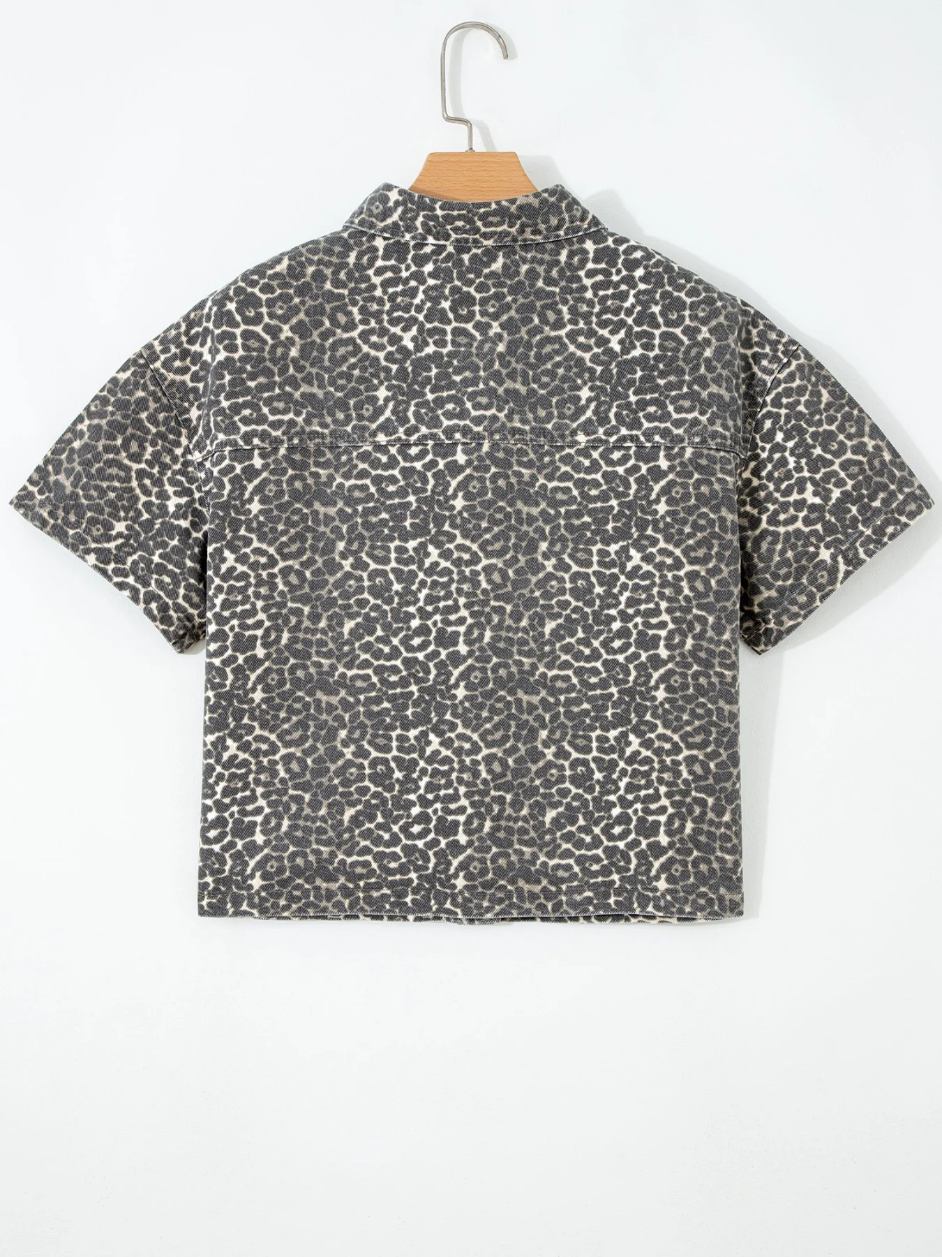 Leopard Print Short Sleeve Denim Shirt - Image 6