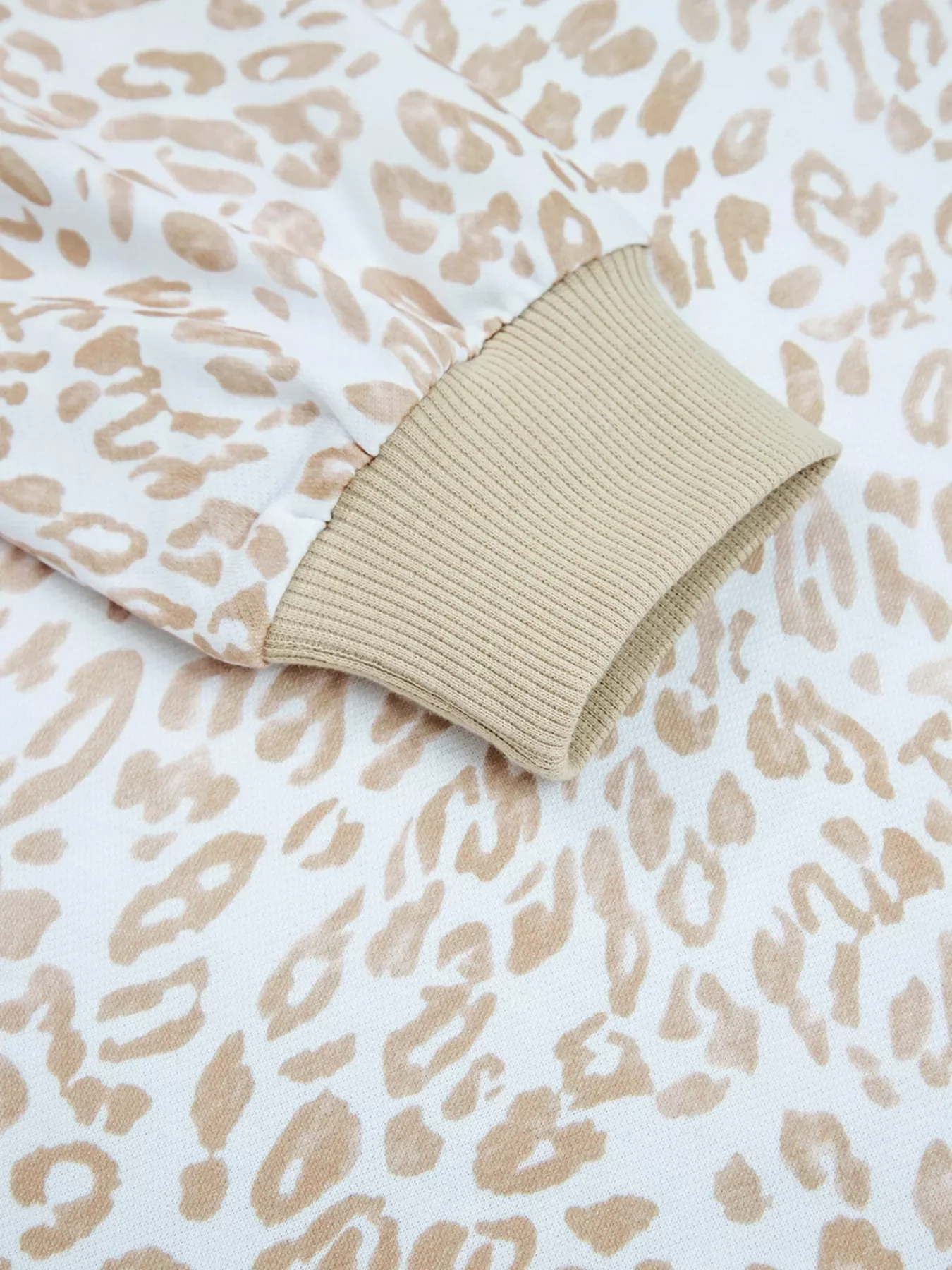 Leopard Ruffle Detail Ribbed Trim Round Neck Sweatshirt - Image 10