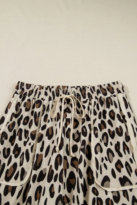 Leopard Wide Leg Cropped Pants - Image 4