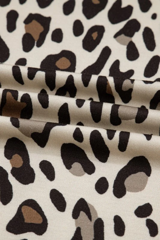 Leopard Wide Leg Cropped Pants - Image 5