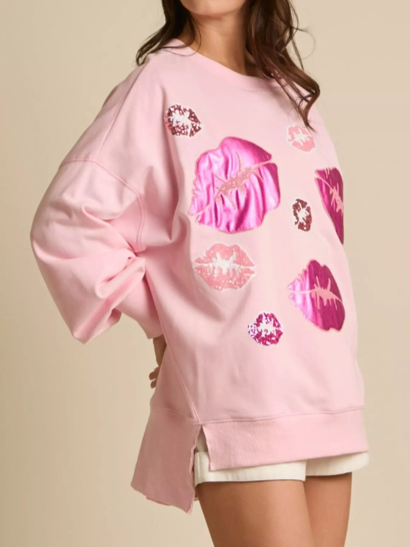 Lips Round Neck Dropped Shoulder Sweatshirt - Image 12
