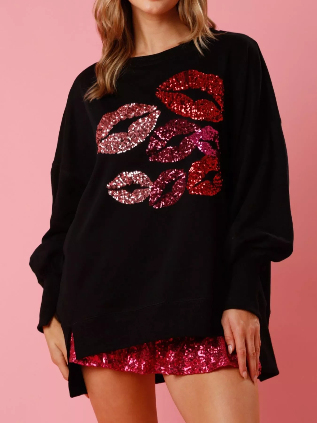 Lips Round Neck Dropped Shoulder Sweatshirt - Image 13