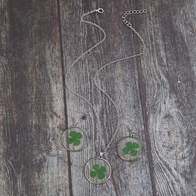 Lucky Clover Alloy Acrylic Earrings and Necklace Jewelry Set - Image 3