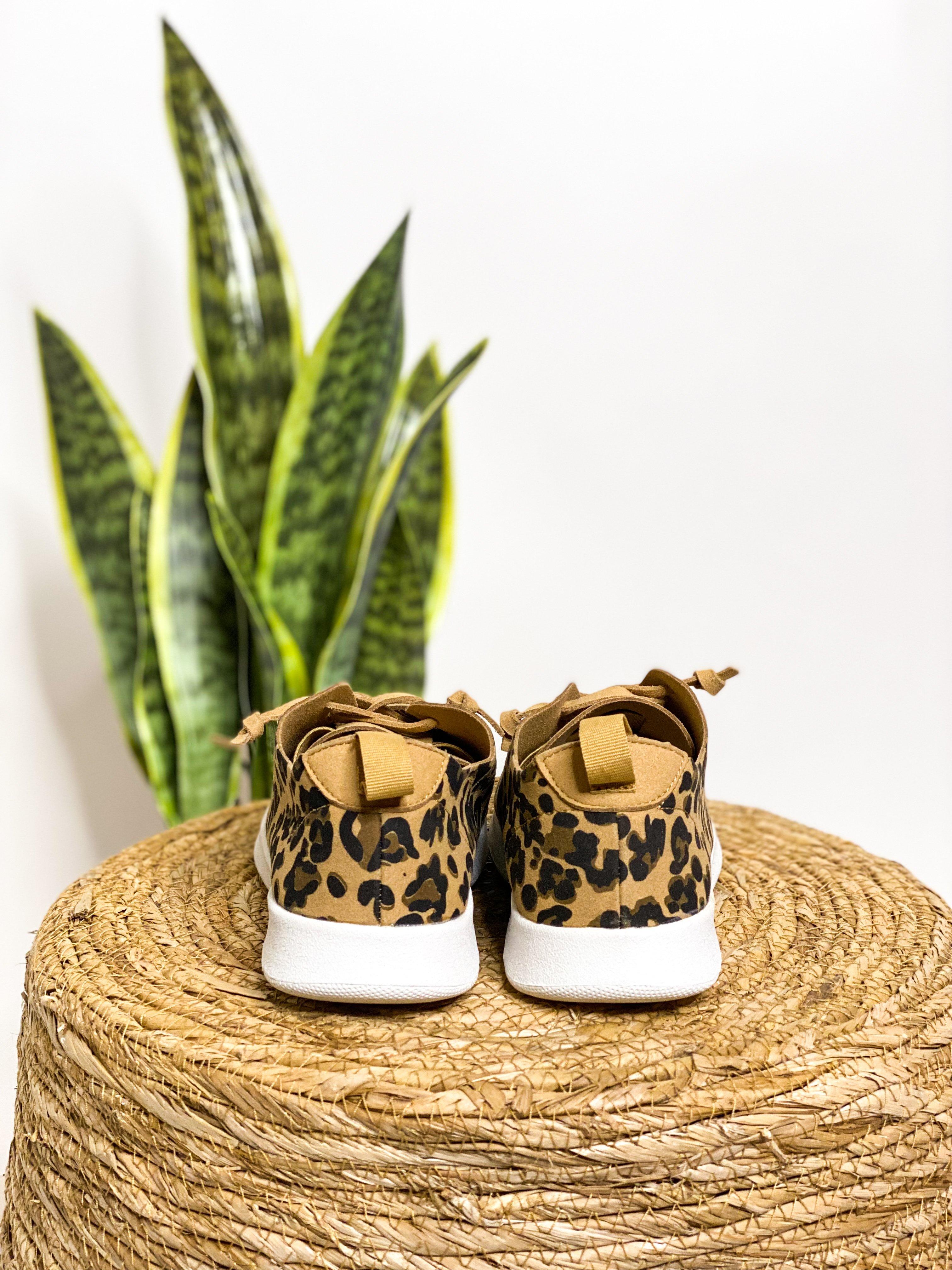 Mayo Sneaker in Leopard - Image 5