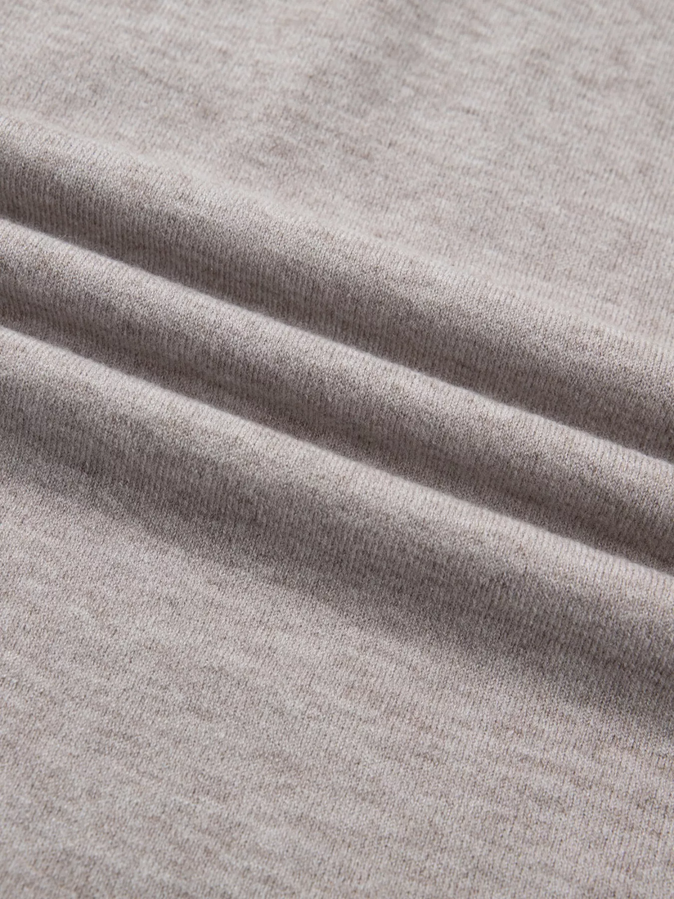 Metal Star Detail V Neck Sweater Knit Tank Top - Image 7