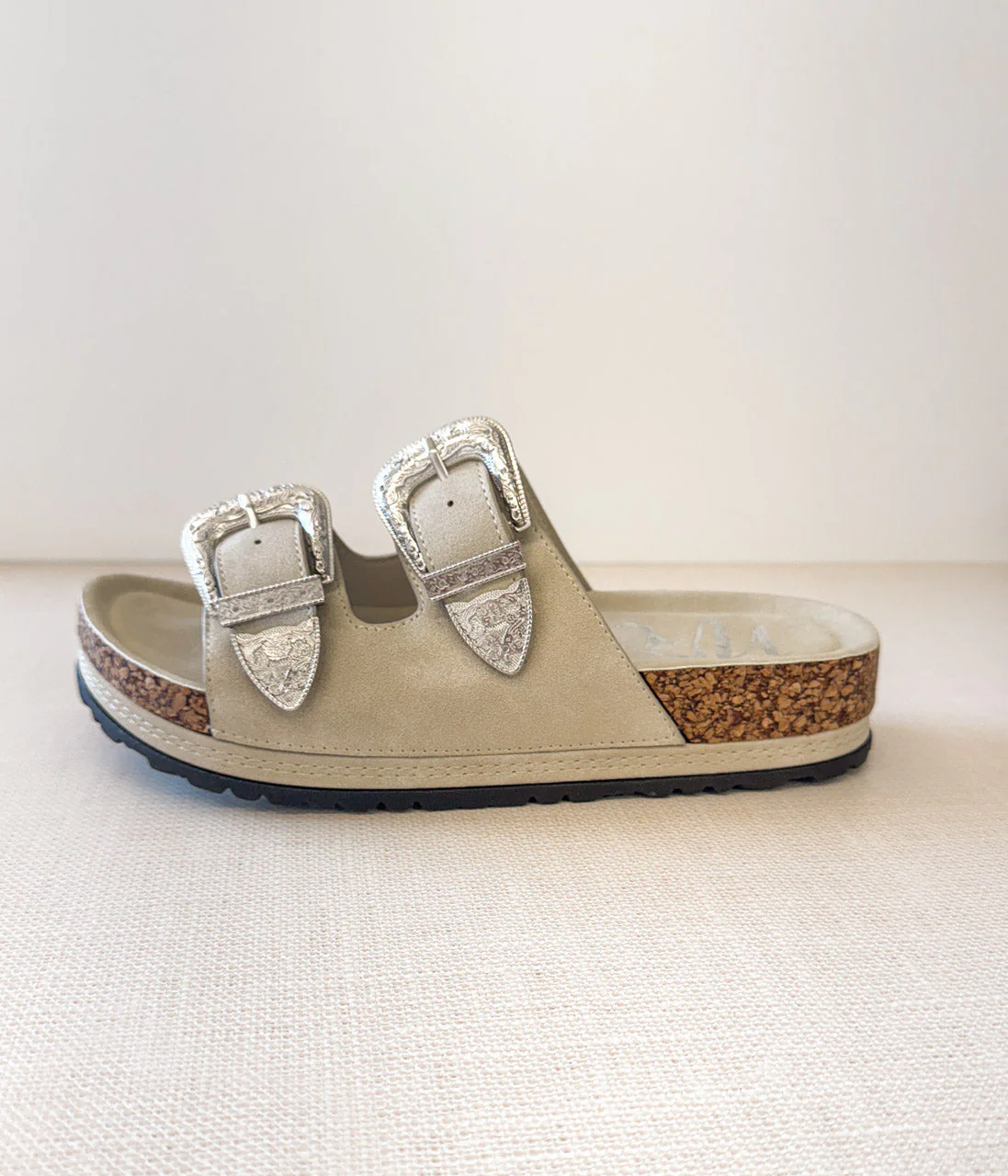 Mickie Western Slides in Cream - Image 9