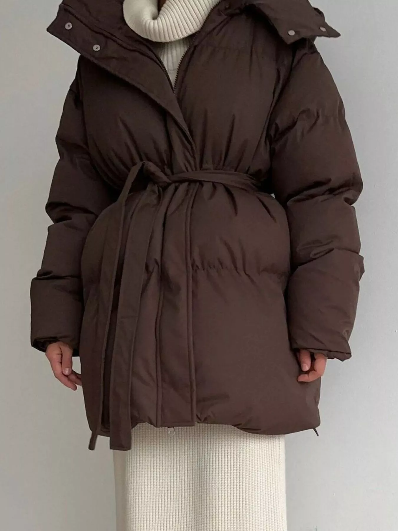 Mid-Length Thickened Hooded Winter Coat with Belted - Image 4