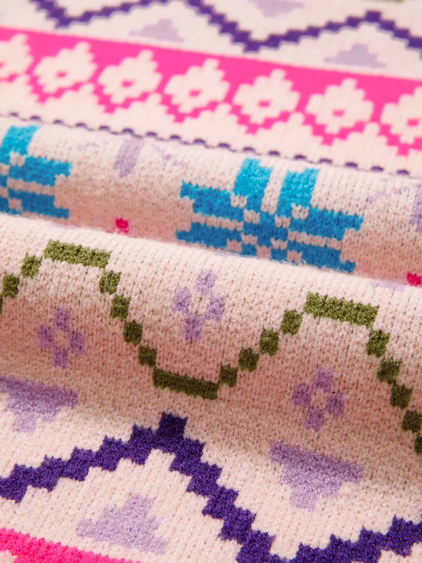 Multicolour Ethnic Christmas Pattern Knit Feather Cuffed Sweater - Image 8