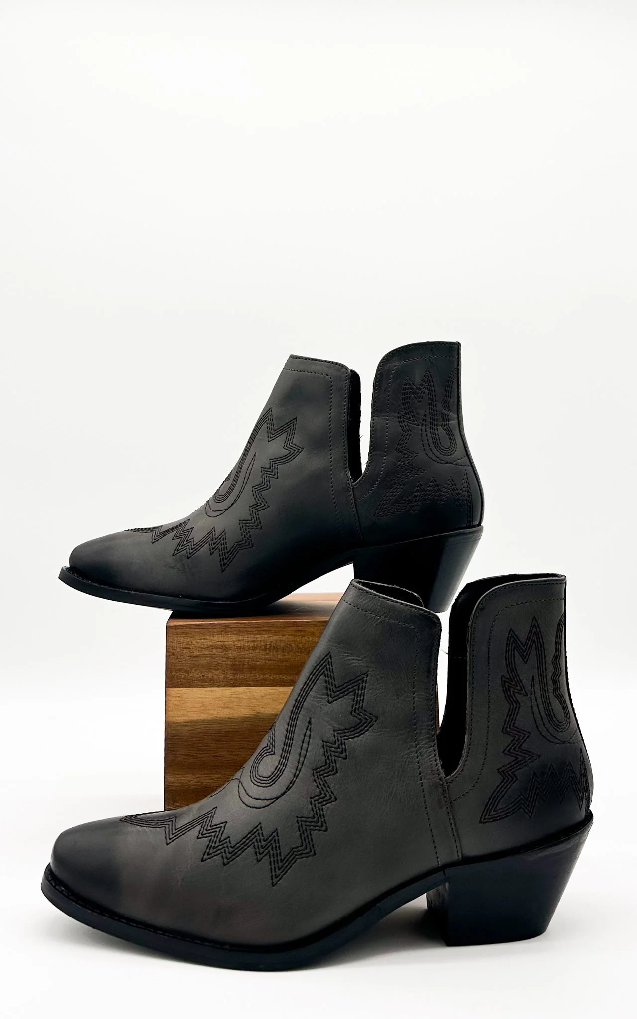 Kickin' Booties in Black - Image 13