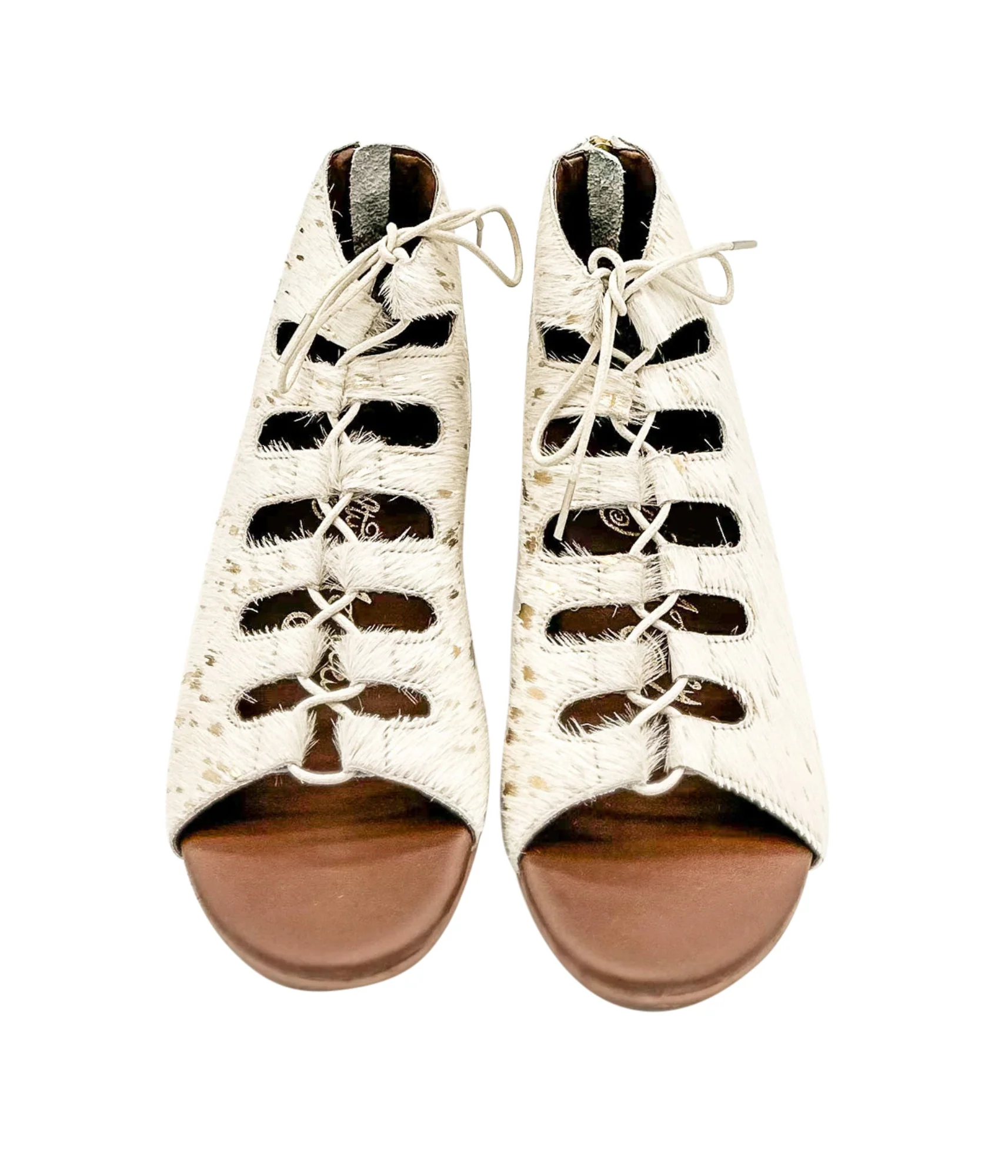 Nola Sandals in Gold - Image 5