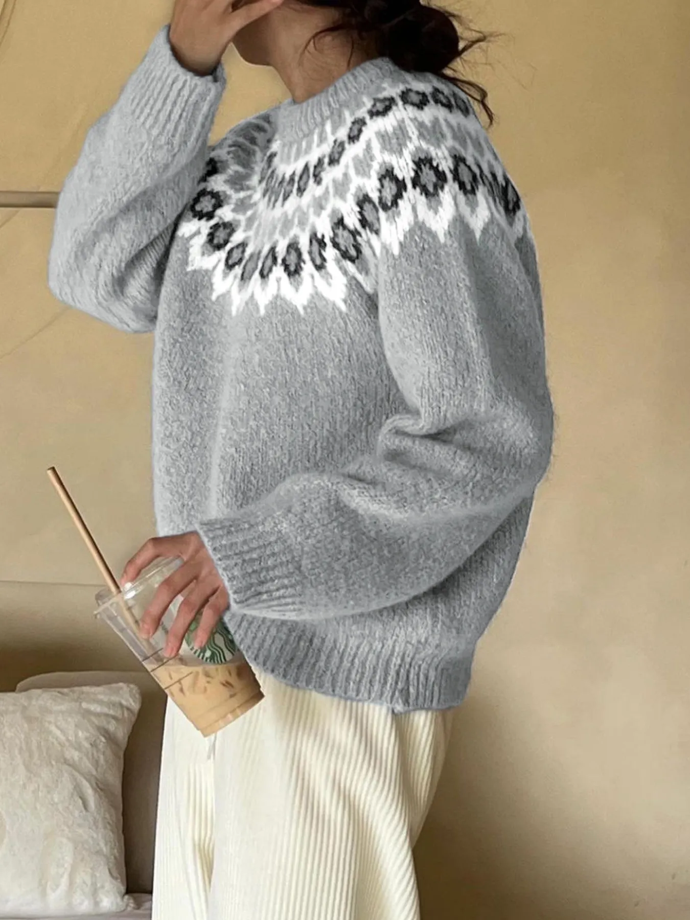 Nordic Fair Isle Pattern Round Neck Sweater - Image 2