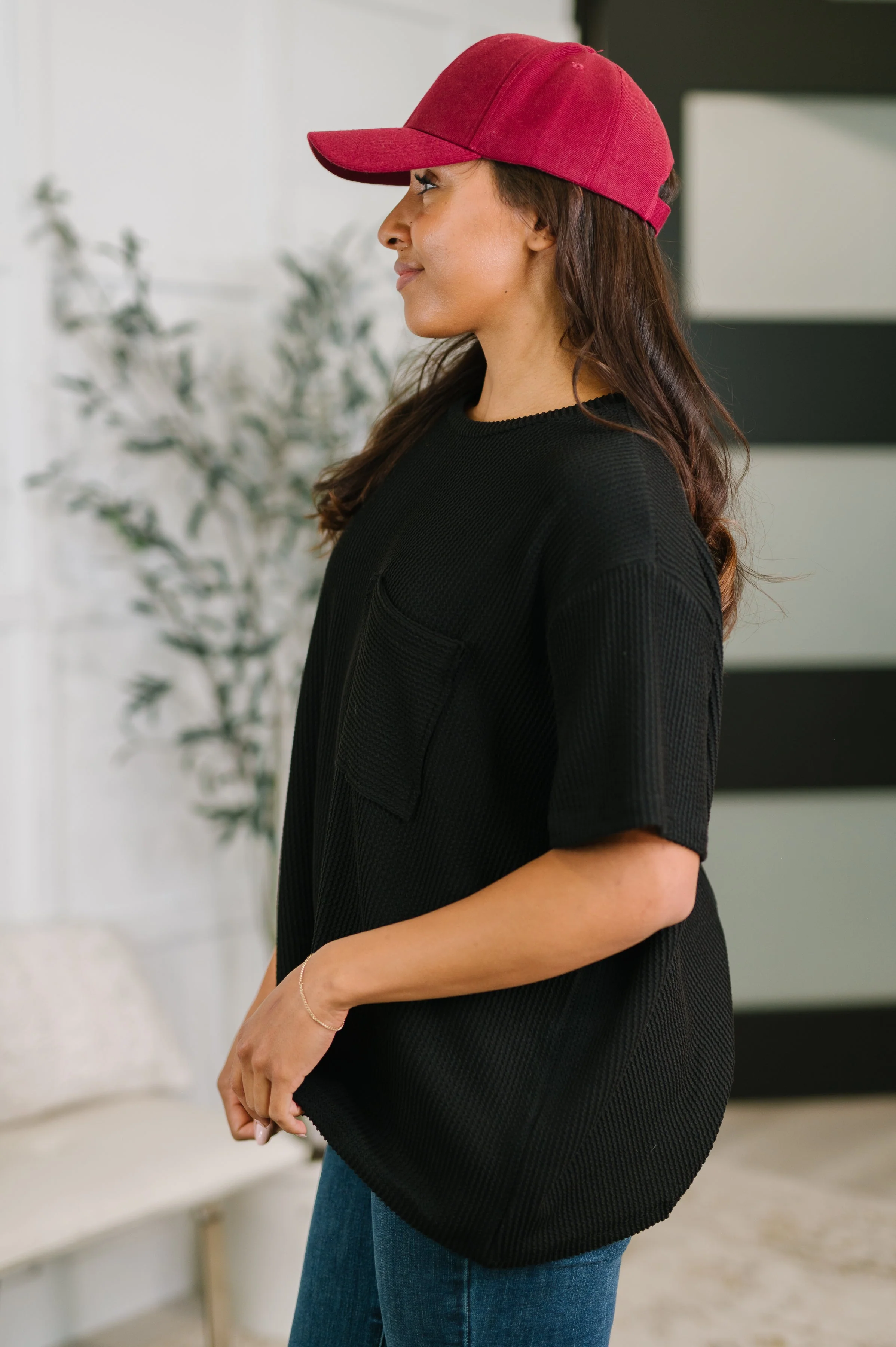 Not That complicated Textured Boxy Tee in Black - Image 4
