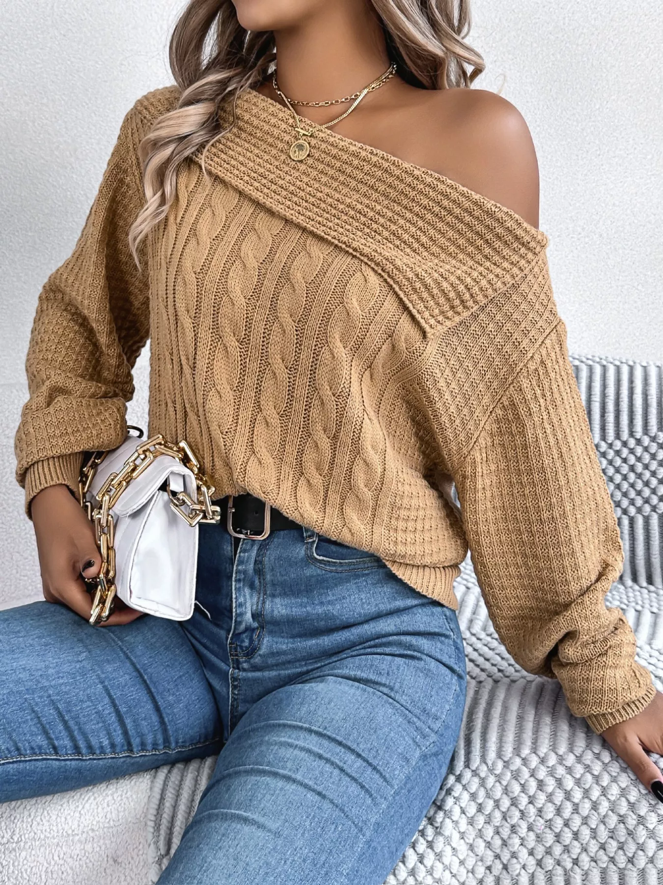 Off-Shoulder Cable Knit Sweater - Image 13