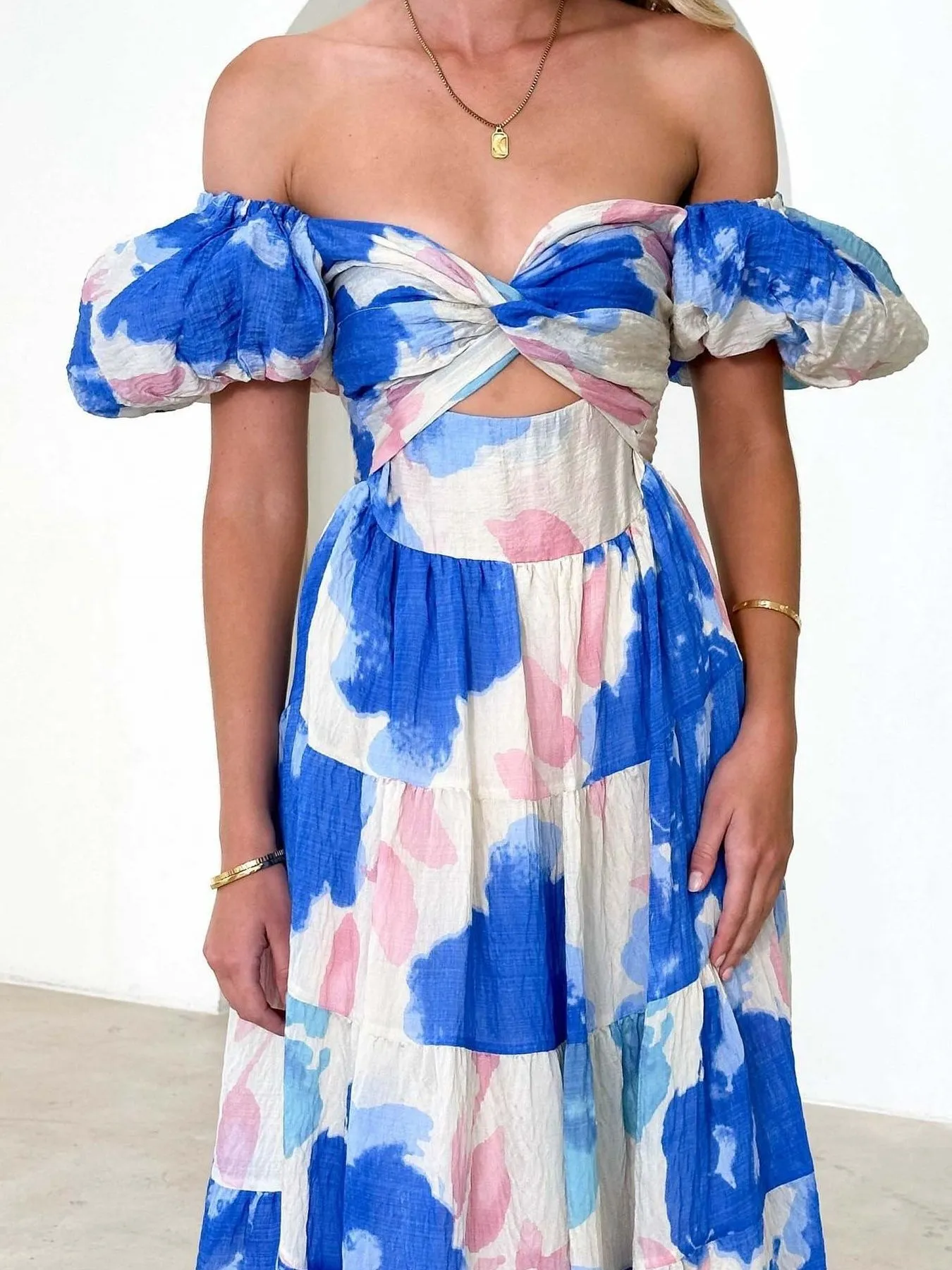 Off-Shoulder Floral Tiered Dress with Ruffle Details - Image 24