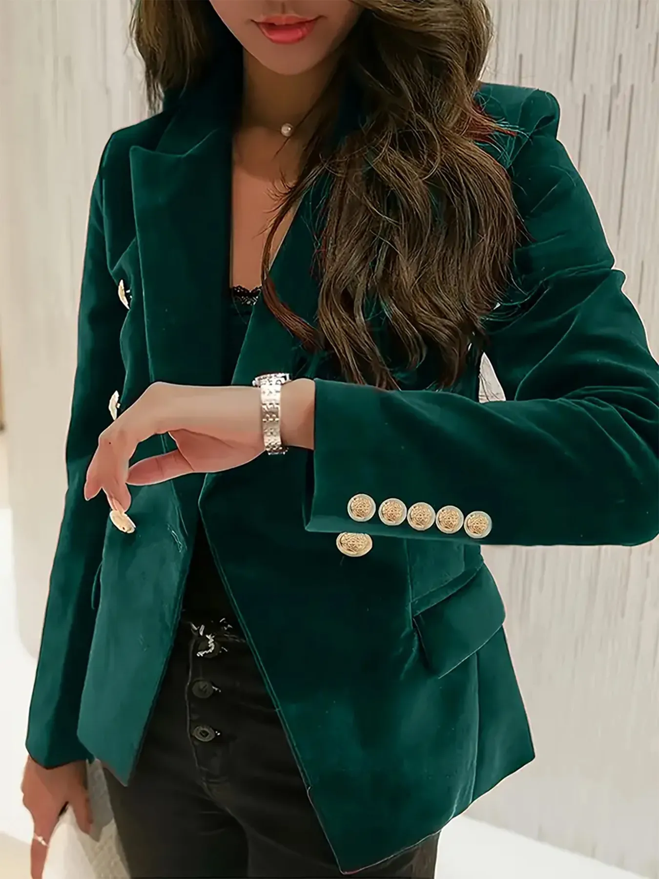 One Button Closure Slim Blazer with Pockets - Image 3