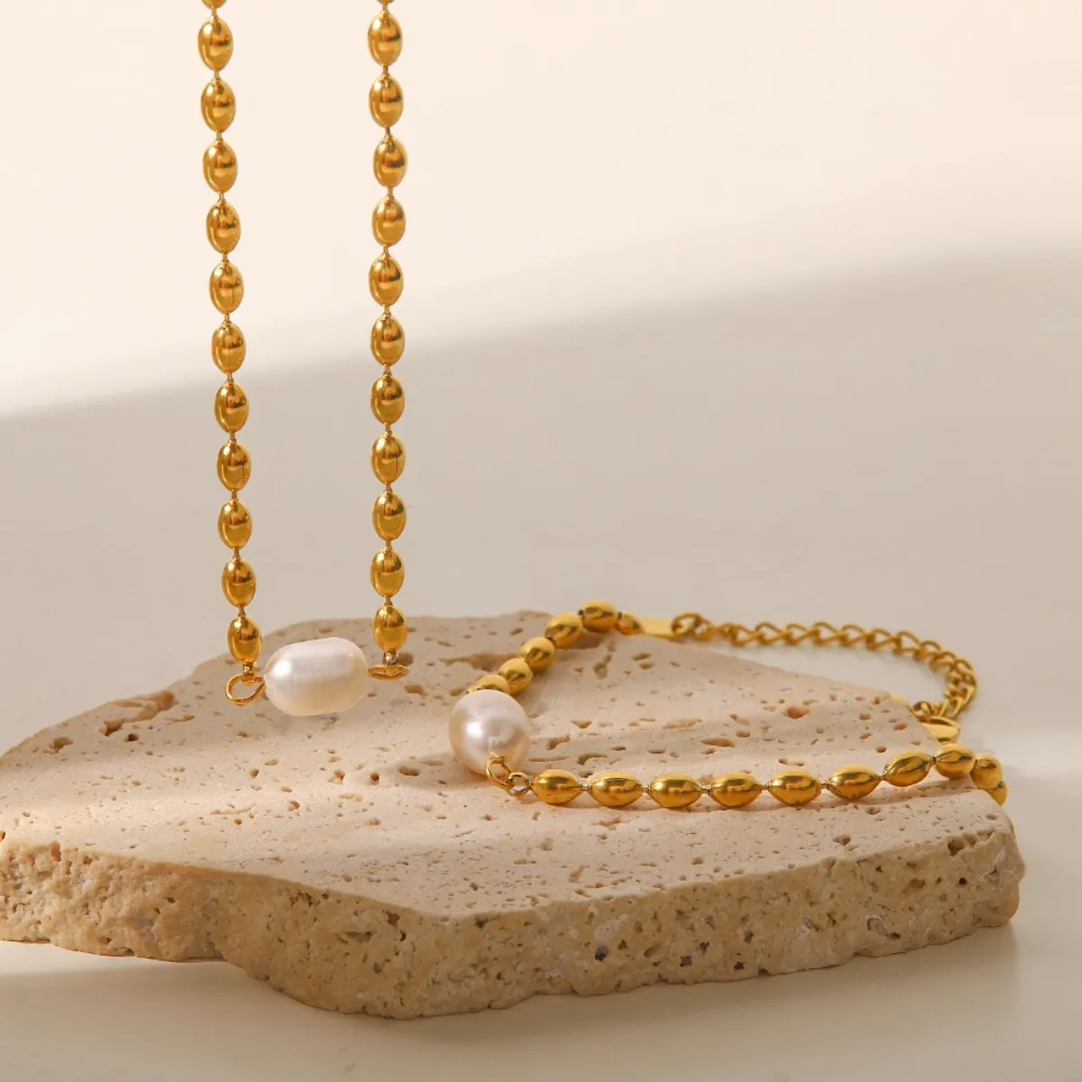 Pearl and Gold Chain Jewelry Set with Necklace and Bracelet - Image 2