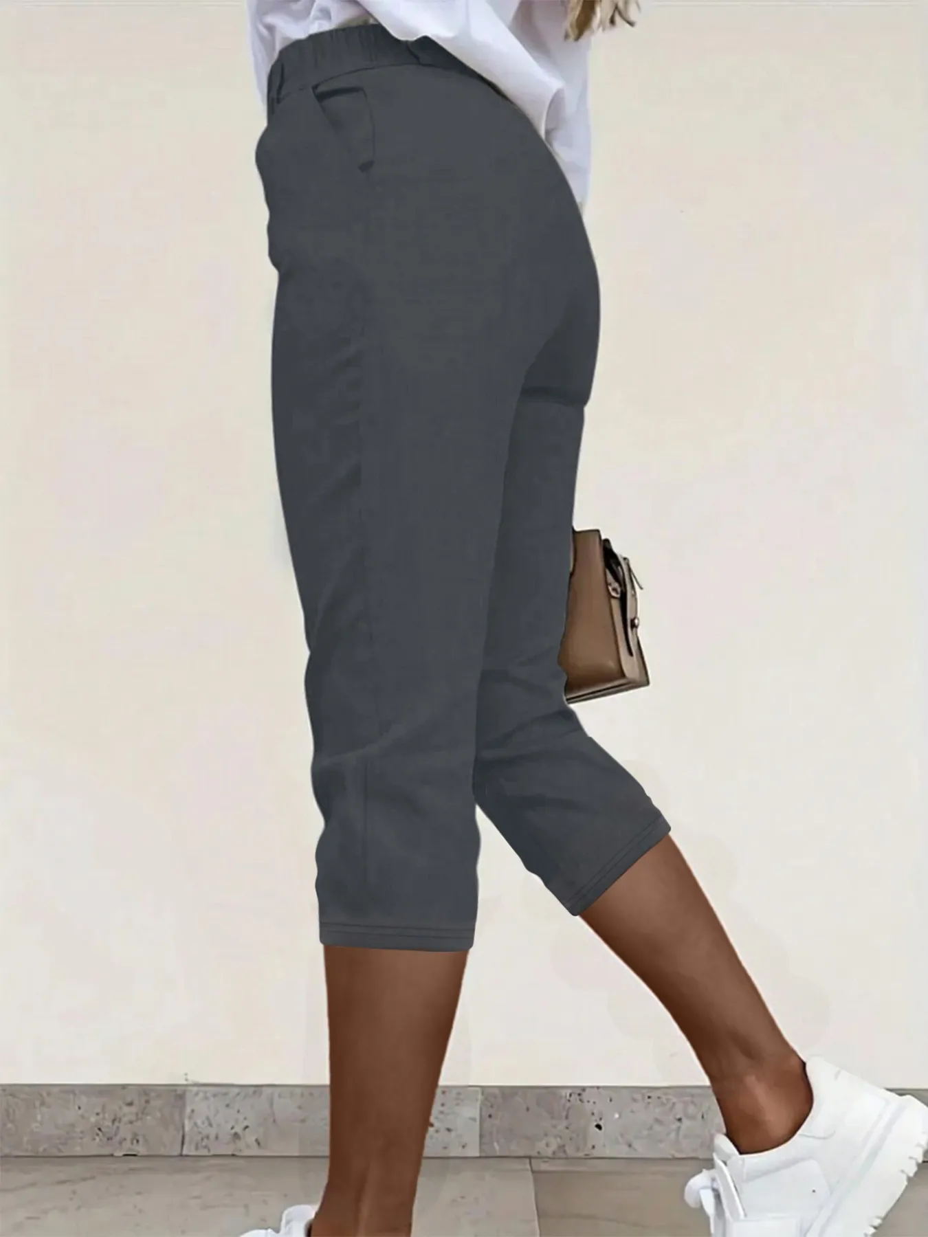 Pleated Detail Pants with Pockets - Image 3
