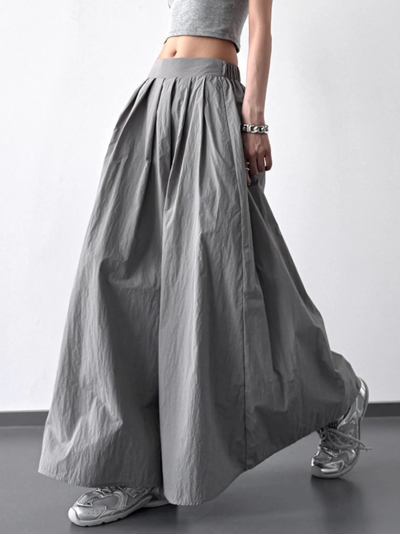 Pleated Linen Maxi Skirt - Image 9