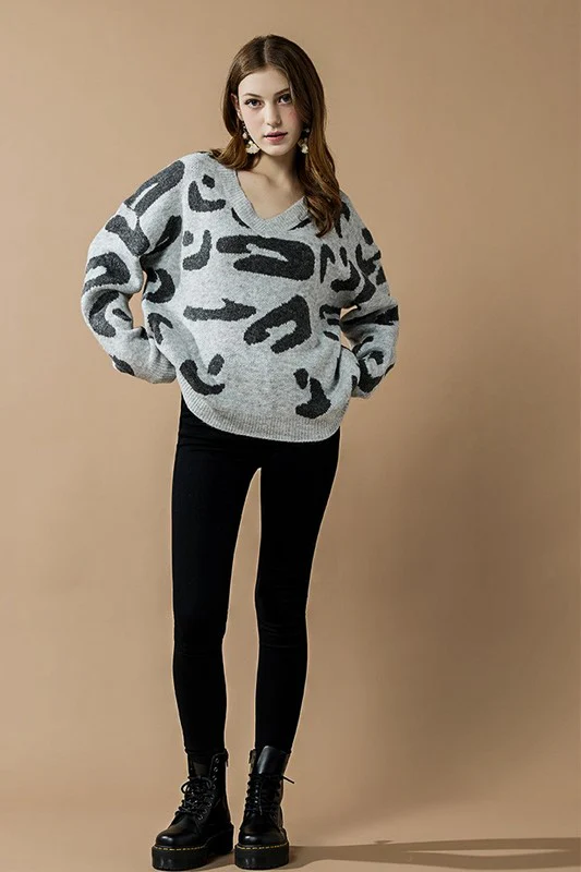 Plus Fuzzy Mohair Jacquard V-Neck Leopard Sweater - Image 8